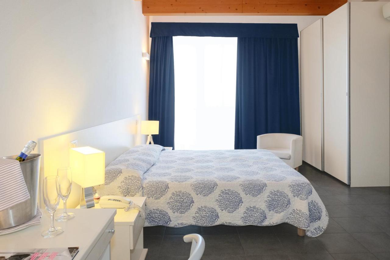 Hotel Manila Lido di Jesolo Kamer foto
