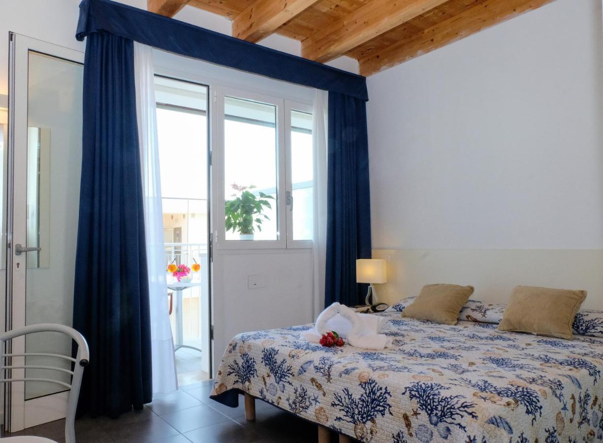 Hotel Manila Lido di Jesolo Kamer foto