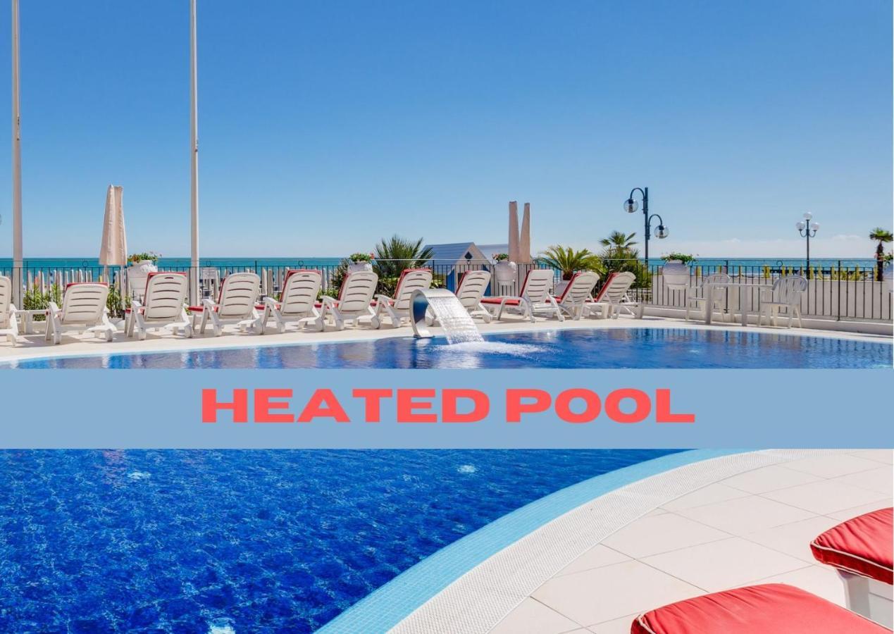 Hotel Manila Lido di Jesolo Buitenkant foto
