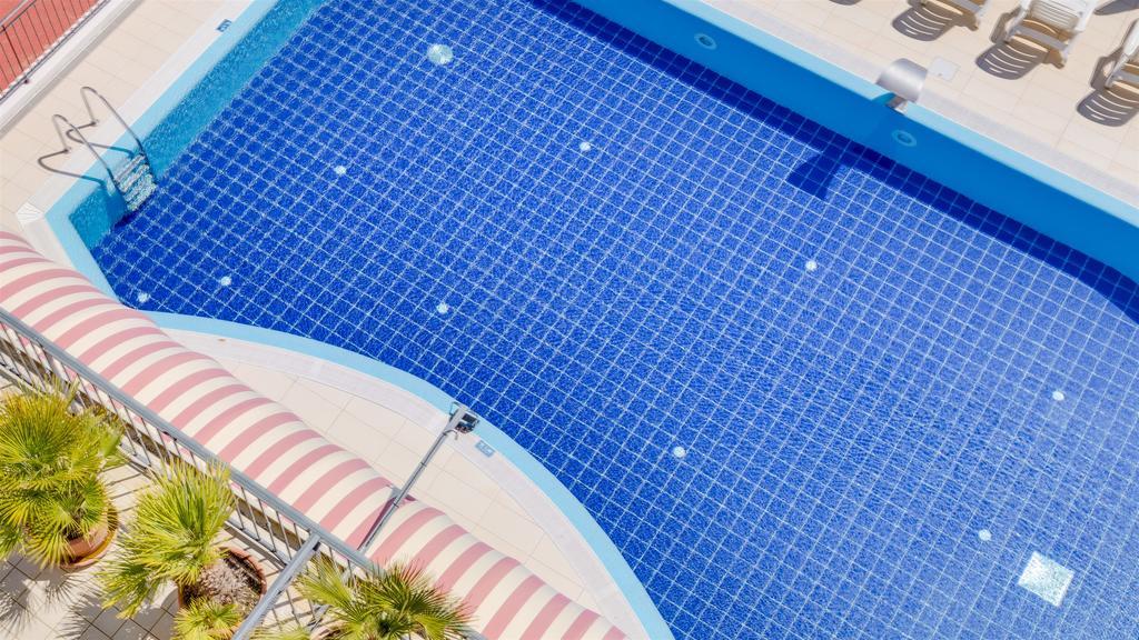 Hotel Manila Lido di Jesolo Buitenkant foto