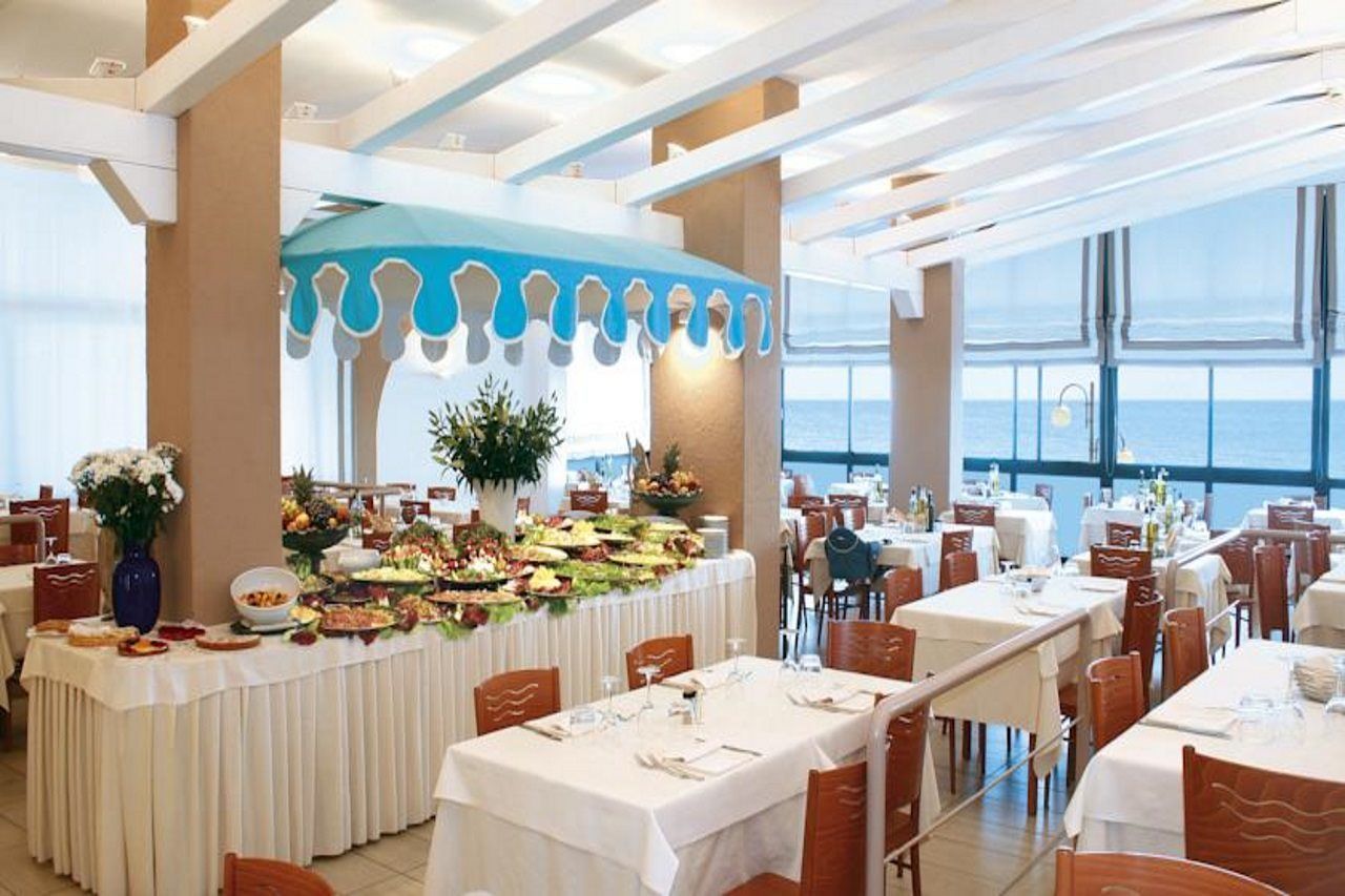 Hotel Manila Lido di Jesolo Buitenkant foto