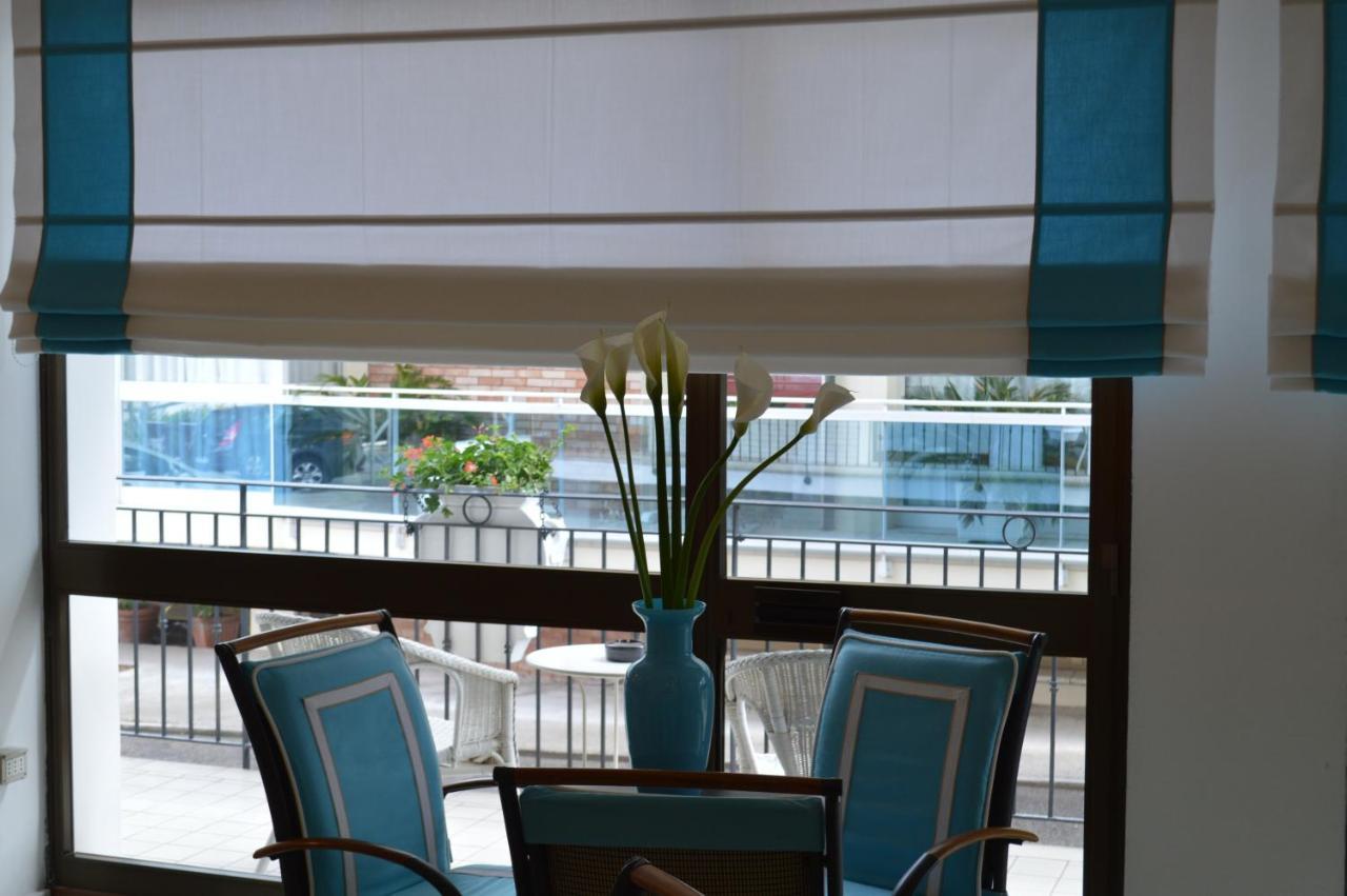 Hotel Manila Lido di Jesolo Buitenkant foto