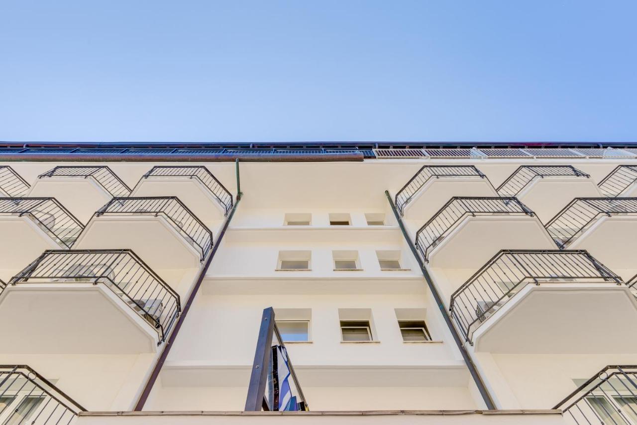 Hotel Manila Lido di Jesolo Buitenkant foto